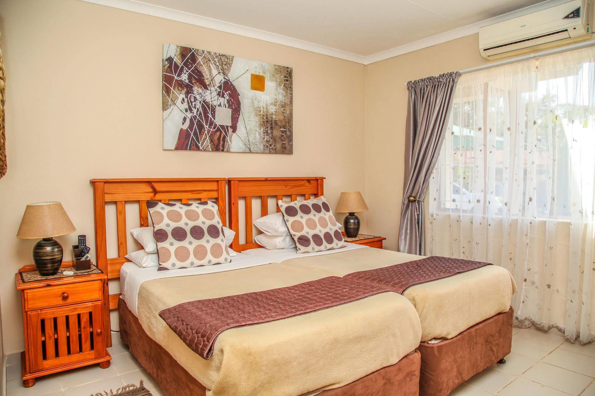 Aber Jetz Guesthouse Pongola Extérieur photo